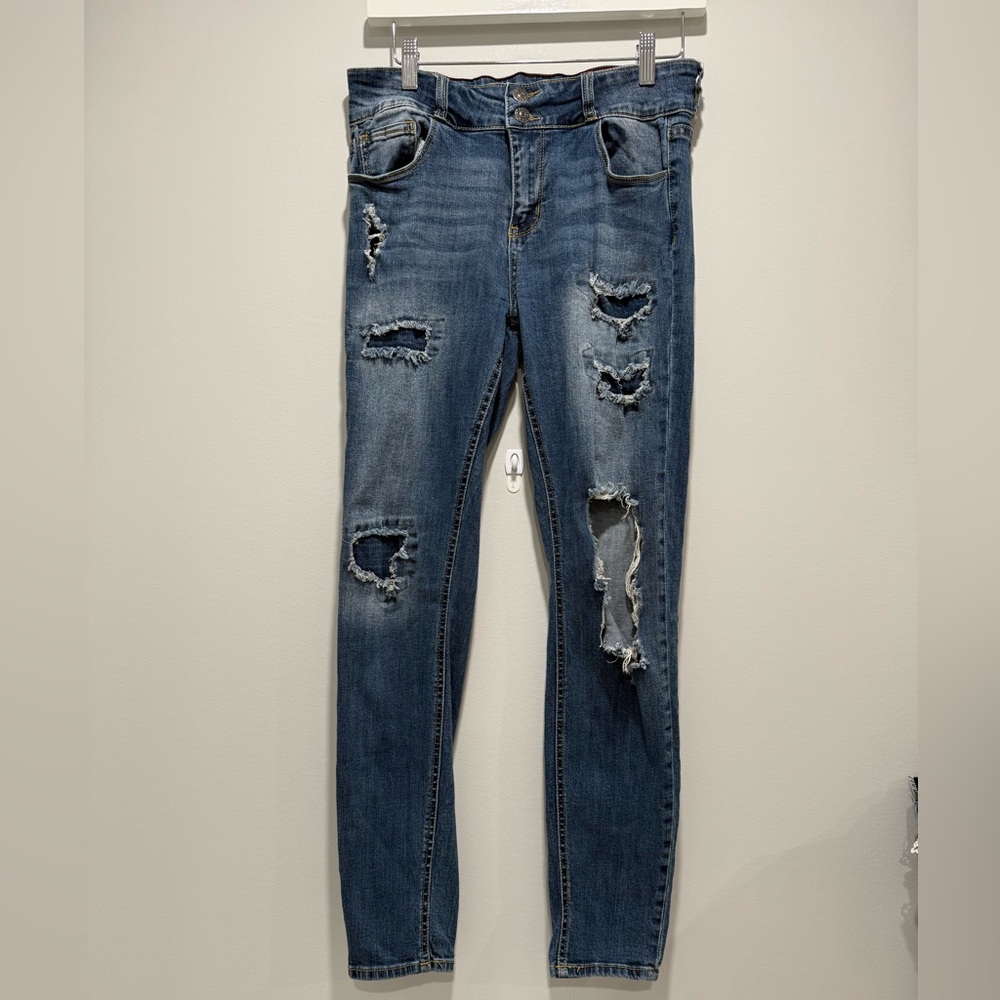 Cello Distressed Stretch Mid-Rise Jeans Size 9